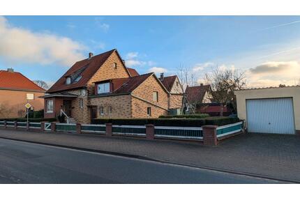 Einfamilienhaus mit 9 Zimmern auf 200 m² Wohnfläche in Solschen - Ilsede