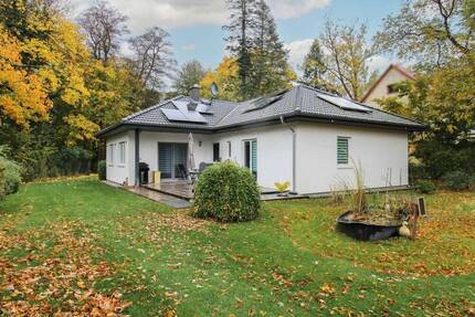 Sehr gepflegtes EFH mit separater ELW, großem Grundstück, Carport und Photovoltaik in Dahlewitz - Blankenfelde-Mahlow