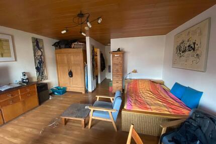 Zentrale 1-Zimmer-Wohnung mit Küche, Balkon, Keller, Stellplatz - Tübingen