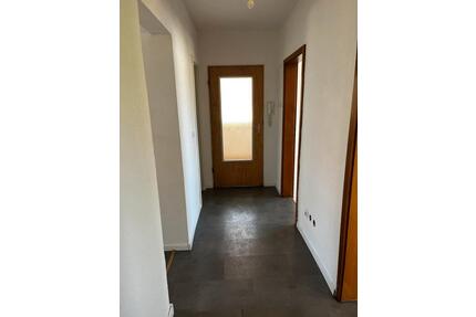 Helle 3 Zimmerwohnung - 650,00&nbsp;EUR Kaltmiete, ca.&nbsp; 55,00&nbsp;m&sup2; in Albstadt (PLZ: 72458)