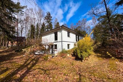 Von privat: EFH (Bungalow) mit großem Grundstück und Tiefgarage - Suderburg