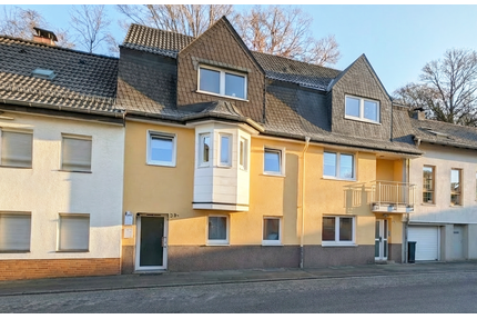 Haus zum Kaufen in Schleiden 430.000,00 € 219 m²