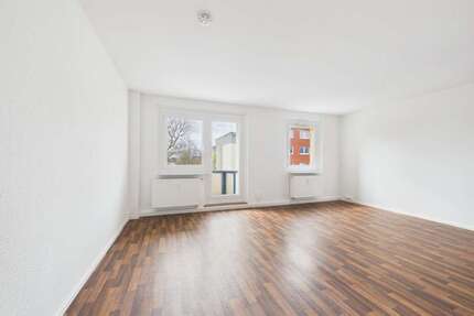 Wohnung zum Mieten in Chemnitz 376,00 € 67.73 m²
