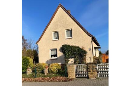 Einfamilienhaus in Traumlage - 175.000,00&nbsp;EUR Kaufpreis, ca.&nbsp; 110,00&nbsp;m&sup2; in Espelkamp (PLZ: 32339)