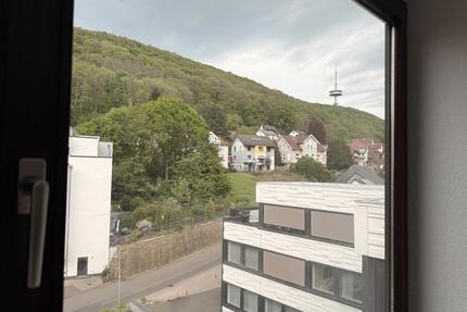 Eigentumswohnung mit Einbauküche mit Blick auf den Fernsehturm - - Porta Westfalica