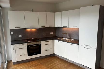Spreeblick inklusive: Helle 3-Zimmer-Wohnung mit Terrasse, Garten & Einbauküche - Berlin Treptow-Köpenick
