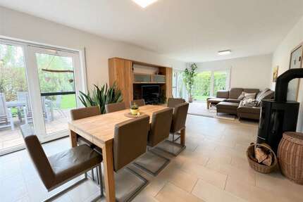 Haus zum Mieten in Stockheim 1.400,00 € 160 m²