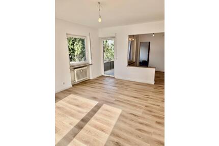 Renovierte 4-Zimmer-Erdgeschosswohnung mit Loggia in Braunfels