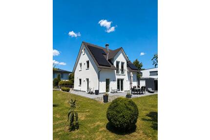 Einfamilienhaus in Top-Lage - 849.000,00&nbsp;EUR Kaufpreis, ca.&nbsp; 148,00&nbsp;m&sup2; in Schwabmünchen (PLZ: 86830)