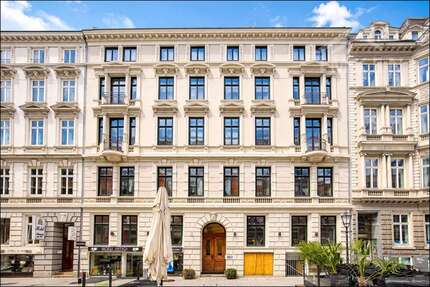 Wohnung zum Mieten in Hamburg 2.278,39 € 82.7 m²