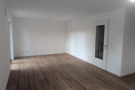 Wohnen in Mittefels ! Neubauwohnung mit hochwertiger Ausstattung und Terrasse! - Straubing