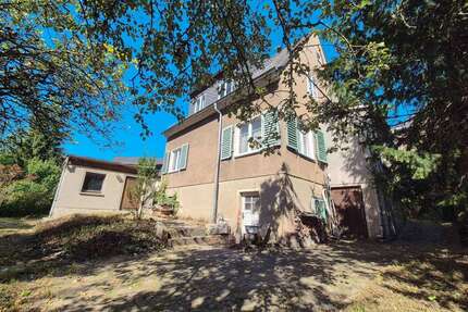 Haus zum Kaufen in Hohenstein-Ernstthal 110.000,00 € 100 m²