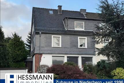 Großzügige Doppelhaushälfte mit 2 Wohnungen auf schönem Grundstück in ruhiger Wohnlage. - Velbert Mitte