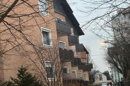 Voll möblierte 3 Zimmer , 86 m², sofort Bezug fertig 6-12 Monate - Frankfurt am Main Nied