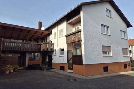 Platz für Kreativität und Kinderlachen: 3- Familienhaus mit Werkstätten und riesigem Garten - Eppingen Rohrbach