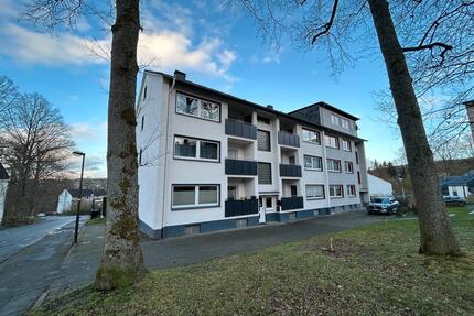 3-Zimmer-Erdgeschosswohnung mit Balkon in Arnsberg-Gierskämpen