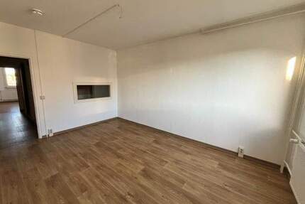 Bezugsfertige 3-Raum-Wohnung in Innenstadtlage - Oschersleben