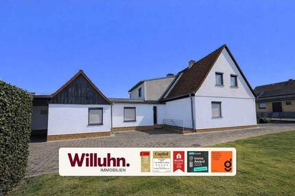 Renovierungsbedürftige Doppelhaushälfte mit großem Grundstück, Garage & viel Potenzial - Schkeuditz Wolteritz