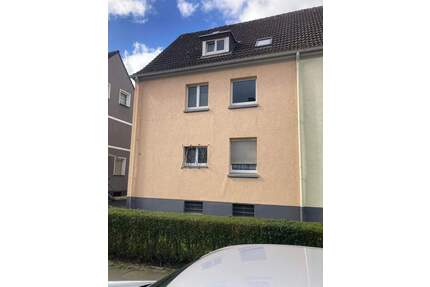 Reihenmittelhaus mit 3 Wohnungen in Recklinghausen-Grullbad...!