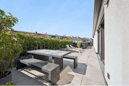 Wohnung zum Kaufen in Düsseldorf-Pempelfort 2.020.000,00 € 220 m²