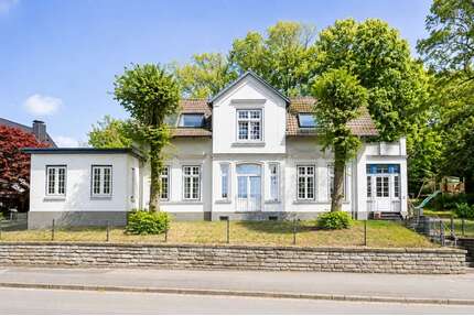 Haus zum Kaufen in Hamburg 1.090.000,00 € 265 m²