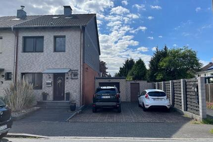 Reihenendhaus mit großem Garten - Langenfeld (Rheinland)