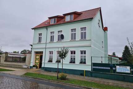 Haus zum Kaufen in Gartz 350.000,00 € 350 m²