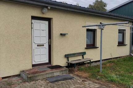 1, Zimmer Wg. möblierter , massiv -Bungalow , Zentralheizung - Löcknitz