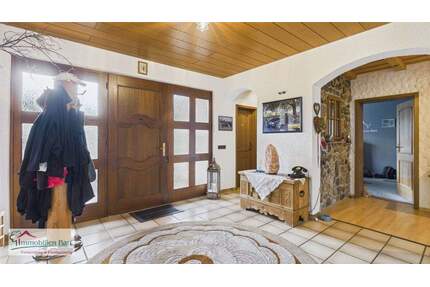 GEMÜTLICHES WOHNHAUS IN TOP LAGE VON LOSHEIM AM SEE! - Losheim am See / Niederlosheim