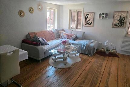 Wohnung zu Vermieten - 900,00&nbsp;EUR Kaltmiete, ca.&nbsp; 60,00&nbsp;m&sup2; in Frickenhausen (PLZ: 72636)