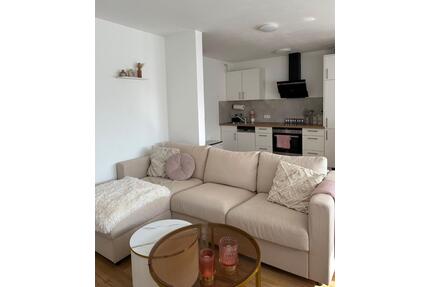 Moderne 2-Zimmer-Wohnung im Herzen von Löchgau zu vermieten.