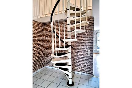 ⭐️Maisonette im 5. Stock: Zentral, Sonnig & Bequem - Mönchengladbach Süd