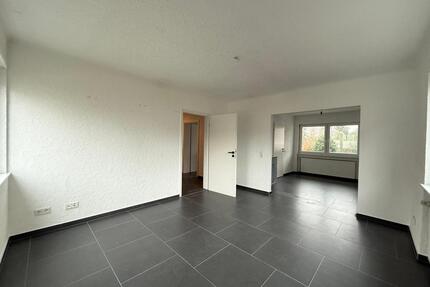 Zu vermieten 65 Qm Erdgeschoss in Wadgassen inkl Balkon, Garten