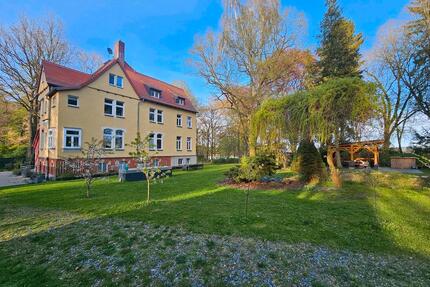 Haus zu vermieten - 2.650,00&nbsp;EUR Kaltmiete, ca.&nbsp; 320,00&nbsp;m&sup2; in Pausa-Mühltroff (PLZ: 07952)