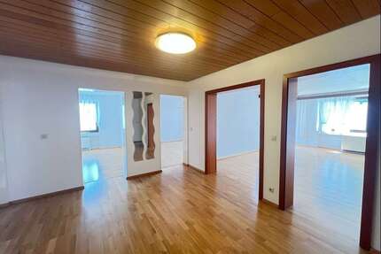 Wohnung zum Kaufen in Bad Buchau 188.000,00 € 111 m²