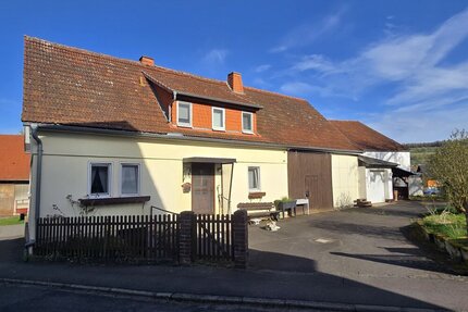 Kalbach-OT, EFH + Scheune - 260.000,00&nbsp;EUR Kaufpreis, ca.&nbsp; 135,00&nbsp;m&sup2;&nbsp;Wohnfl&auml;che in Kalbach (PLZ: 36148) Uttrichshausen