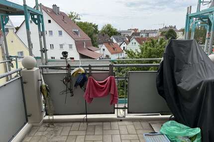 Wohnung zum Kaufen in Augsburg Oberhausen 175.000,00 € 40.79 m² - Augsburg / Oberhausen