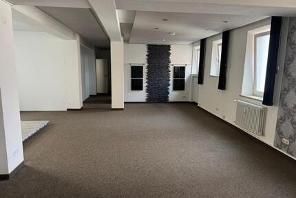 Loft Wohnung im Zentrum - 1.050,00&nbsp;EUR Kaltmiete, ca.&nbsp; 115,00&nbsp;m&sup2; in Bad Wörishofen (PLZ: 86825)