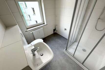 Wohnung zum Mieten in Chemnitz 325,00 € 75.08 m²