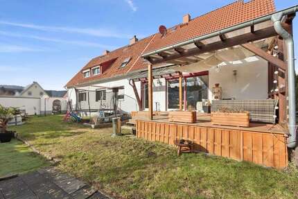 Haus zum Kaufen in Springe 399.000,00 € 263 m²