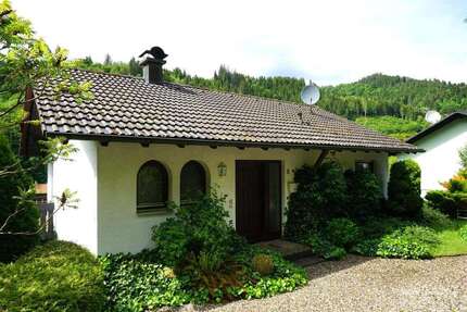 Haus zum Kaufen in Schiltach 255.000,00 € 115 m²