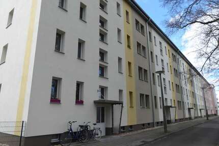 Wohnung zum Mieten in Dessau-Roßlau 425,00 € 59.55 m²