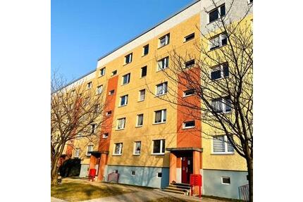 Wohnung mit Einzel - 800,00&nbsp;EUR Kaltmiete, ca.&nbsp; 40,00&nbsp;m&sup2; in Berlin (PLZ: 12627) Marzahn-Hellersdorf
