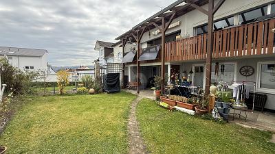WOHNEN MIT KAMIN UND GROßEM BALKON - Bad Emstal