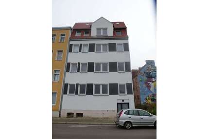Wohnung zum Mieten in Halle 375,00 € 57.6 m²