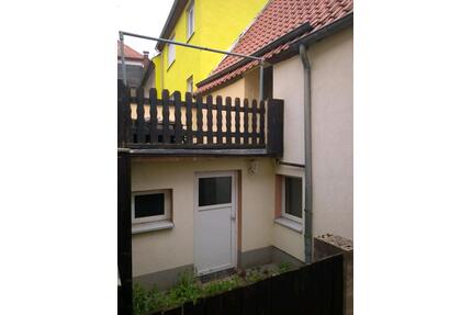 Haus zu verkaufen - 35.000,00&nbsp;EUR Kaufpreis, ca.&nbsp; 84,00&nbsp;m&sup2; in Geithain (PLZ: 04643)