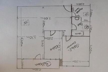 2,5 Zimmer DG Wohnung zu vermieten - Wolfschlugen