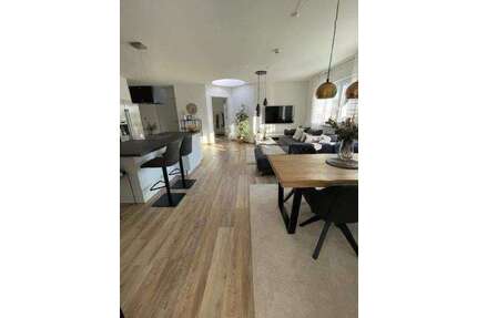 Wohnung zum Mieten in Lichtenfels 900,00 € 95.75 m²