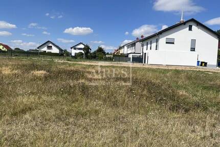Wohnbaufläche in Glauchau - 81.000,00&nbsp;EUR Kaufpreis, ca.&nbsp; 0,00&nbsp;m&sup2; in Glauchau (PLZ: 08371)