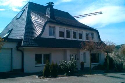 Luxuriöses Einfamilienhaus (218 m²) mit Einliegerwohnung (52 m²) - Sundern (Sauerland)